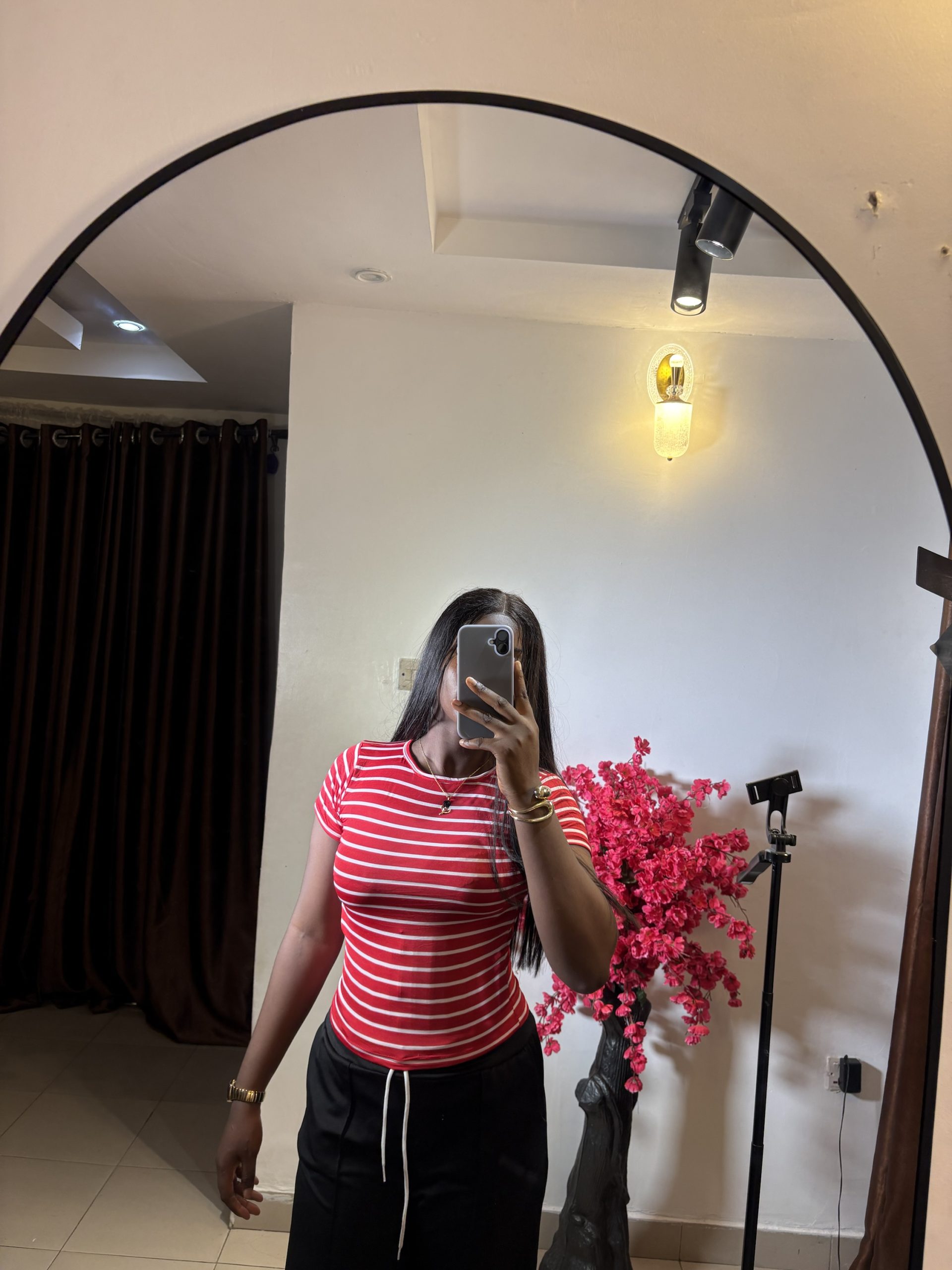 img_8167 Red and white striped basic top - Image 1